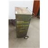 Image 5 : Tridon Metal Rolling Service Station Wiper Cabinet 31'' x 12'' x 19'' 