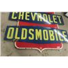 Image 3 : Chevrolet Oldsmobile Dealership 2pce Porcelain Sign Diecut Shield