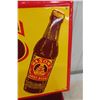 Image 4 : Vintage Masons Old Fashion Root Beer Metal Tin Embossed Sign,