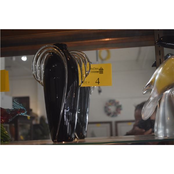 10 1/2" BLACK & CLEAR ART GLASS VASE; SIGNED THOMAS BUECHNER III
