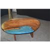 Image 2 : WOOD & RESIN COFFEE TABLE