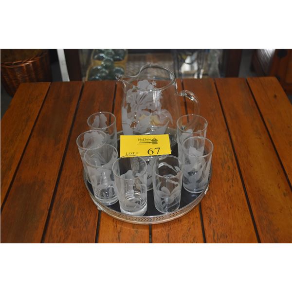 VINTAGE HAWAIIAN ETCHED GLASSES W/FLORAL MOTIF & ETCHED PITCHER W/HIBISCUS (9 PCS) (DOES NOT INCLUDE