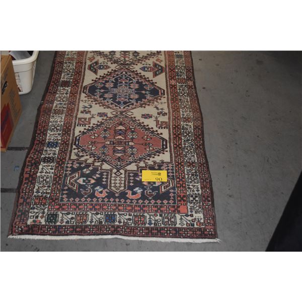 WOOL RUNNER (33" X 115")