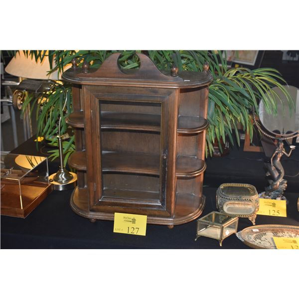 VINTAGE WOODEN CURIO CABINET W/GLASS DOOR & SHELVES