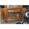 Image 4 : WOODEN BAR W/GLASSWARE
