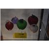 Image 2 : COLLECTION OF GLASS FRUITS (5 PCS)