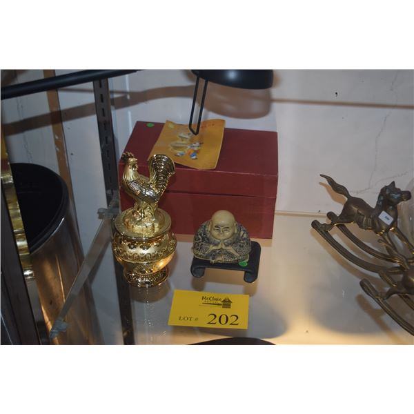 BUDDHA ON STAND & GOLD ROOSTER ON MUSICAL STAND (WE WISH YOU A MERRY CHRISTMAS) (2 PCS)