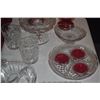 Image 3 : MIXED LOT: CRANBERRY GLASS VASES, ASSORTED GLASS & CRYSTAL SERVING PIECES, CRANBERRY GLASS ASHTRAYS 