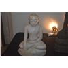 Image 4 : BURMESE WHITE MARBLE SEATED BUDDHA (17")