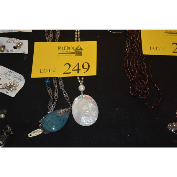 MIXED LOT: SILVER & PEARL PENDANT NECKLACES (LAPIS & MOTHER OF PEARL) (2 PCS)