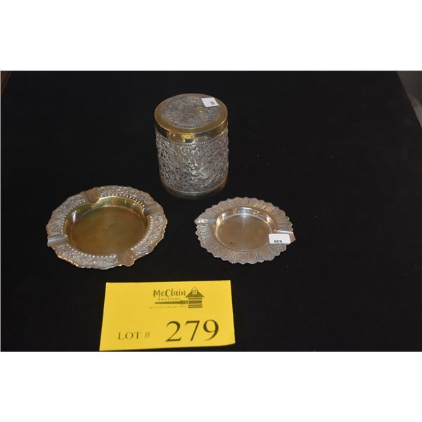 ASHTRAYS & COVERED CANNISTER (3 PCS)