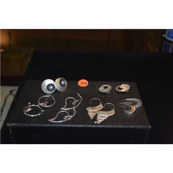 STERLING SILVER EARRINGS (33.4 GTW) (6 PAIR)