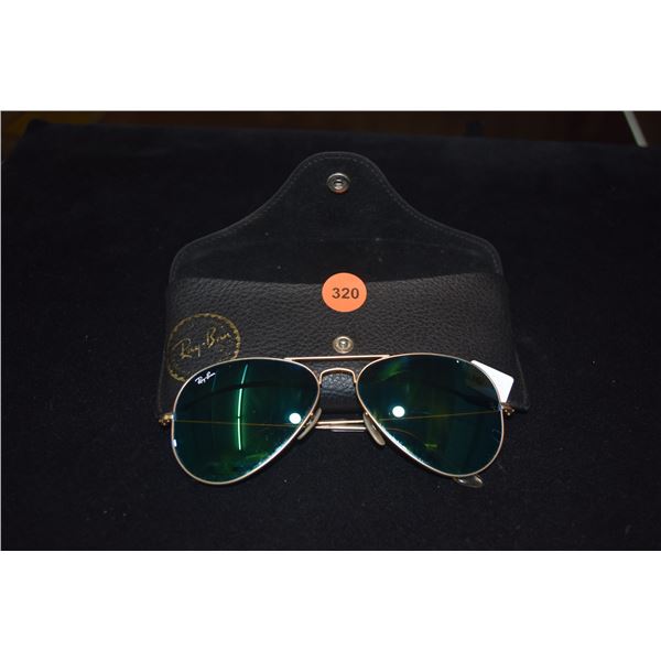 RAY BAN AVIATOR SUN GLASSES