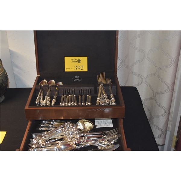 TOWLE STERLING FLATWARE IN CASE (2,320 GTW W/O KNIVES & CAKE SERVER) (66 PCS)