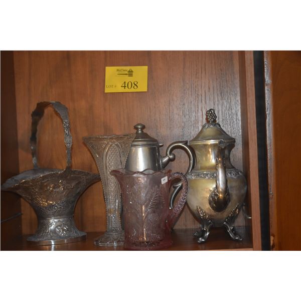 MIXED LOT: TEAPOTS, GLASS VASE, MOSSER GLASS INVERTE THISTLE PITCHER & ANTIQUE VICTORIAN BRIDES BASK