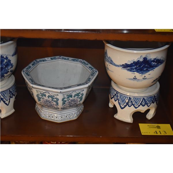 BLUE & WHITE PORCELAIN PLANTERS ON STANDS & PASTEL FLORAL HEXAGONAL PLANTER (5 PCS)