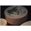 Image 6 : THOMSON, SNOWY SNOWMAN PLATES, BOWLS, DISHES & CUPS (32 PCS)