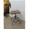 Image 2 : Antique Drafting Swivel Stool, Made in Canada