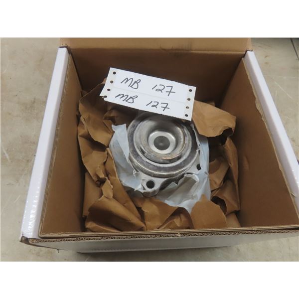 New Wheel Hub and Bearing Assembly, Part Number 952-019