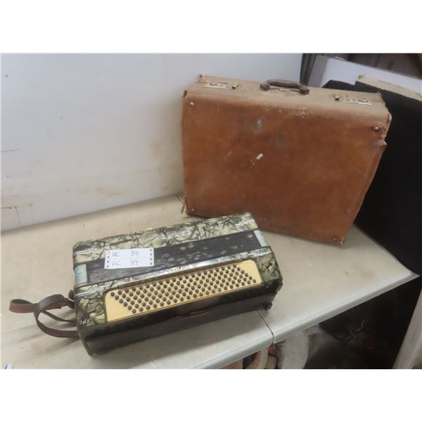 Hohner Tango V Accordion With Case