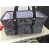 Image 7 : Guess Purse and Tote