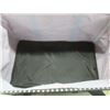 Image 8 : Guess Purse and Tote