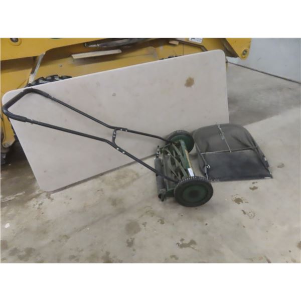 Lee Valley Manual Push Mower With Bagger