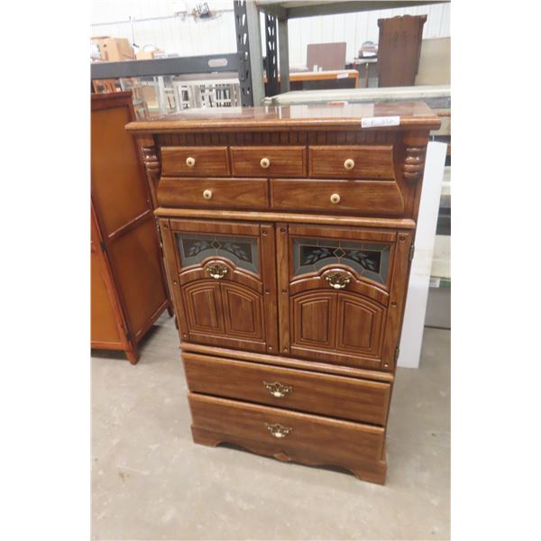 Dresser, 55 x 33 x 17