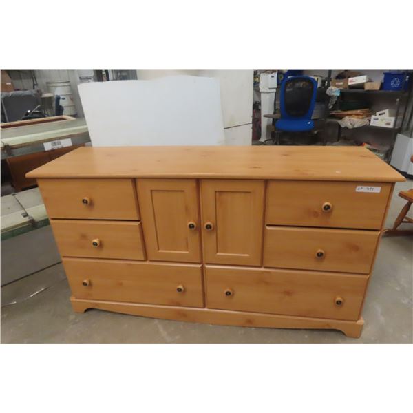 Palliser Dresser, 34 x 62 x 19