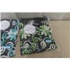 Image 6 : Seven New Shirts and Blouses, Paisley and Sage, Size Medium
