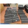 Image 3 : DMX Slot Dynamic Motion Express Slot Car Race Set With Two Cars, Two Remotes, Straight and Curved T