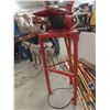 Image 10 : Hegner Multimax 18 Scroll Saw on Stand