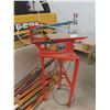 Image 1 : Hegner Multimax 18 Scroll Saw on Stand