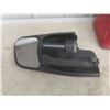 Image 6 : Two Poly Gas Containers and Two Extended Truck Mirrors From 2005 Chevrolet