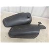 Image 8 : Two Poly Gas Containers and Two Extended Truck Mirrors From 2005 Chevrolet