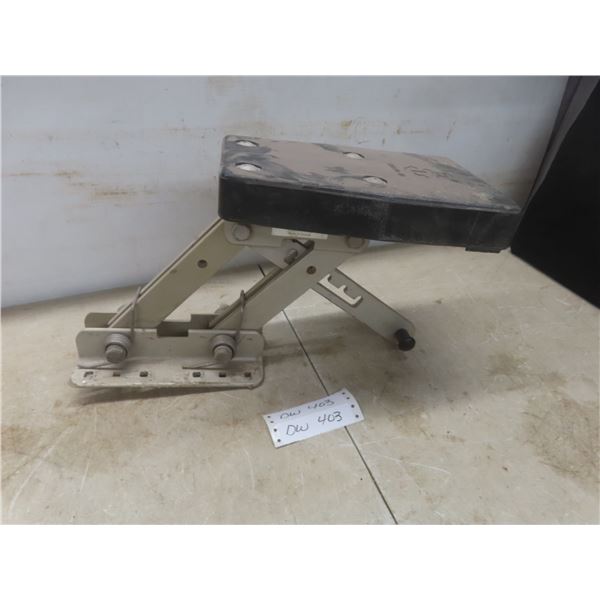 Mount for Kicker Motor on Boat