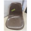 Image 5 : Herman Miller Eames Fiberglass Shell Chair Seat, Signed - No Legs