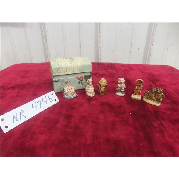 Six Red Rose Tea Nursery Rhymes Figurines