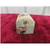 Image 6 : Six Red Rose Tea Nursery Rhymes Figurines