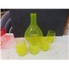 Image 7 : Art Deco Glass Lot Including Vases, Decanter With Four Matching Glasses, and Pedestal Fruit Bowl