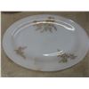Image 2 : Twenty-Two Piece Federal Glass Golden Glory Pattern Milk Glass Set