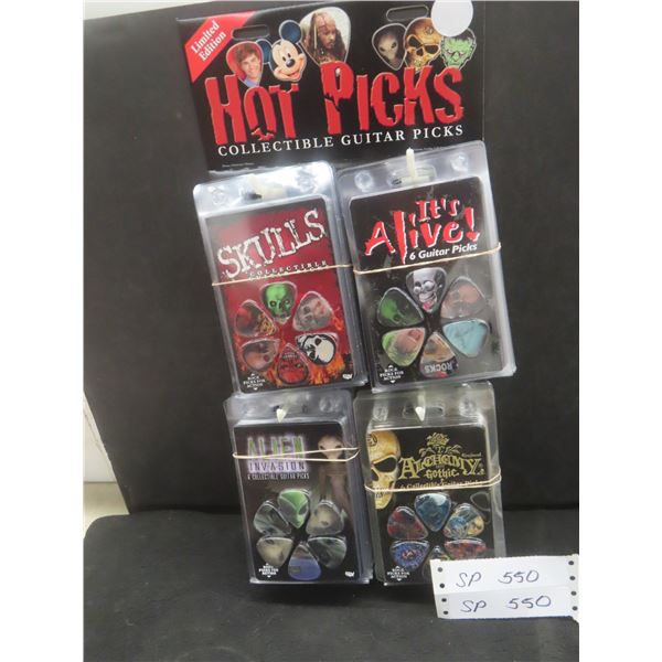 New Twenty-Four Packs of Skull-Related Guitar Picks With Display