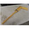 Image 5 : Oldtimers Hockey Challenge Autographed Mini Goal Stick