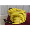 Image 2 : New Husky 1/4" Air Hose - Good Length!
