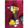 Image 5 : DeWalt 20V 1/2" Impact Driver DCF880 + 1/4" Impact Driver DCF 885 +