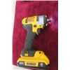 Image 6 : DeWalt 20V 1/2" Impact Driver DCF880 + 1/4" Impact Driver DCF 885 +
