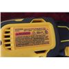 Image 7 : DeWalt 20V Oscillating Multi-Tool, Drill, and Impact Driver Kit With 3 Batteries +