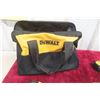 Image 9 : DeWalt 20V Oscillating Multi-Tool, Drill, and Impact Driver Kit With 3 Batteries +