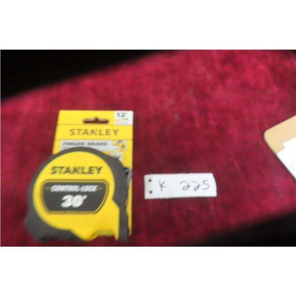 New Stanley 30' Tape Measure w/ Finger Brake