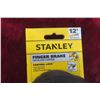 Image 4 : New Stanley 30' Tape Measure w/ Finger Brake